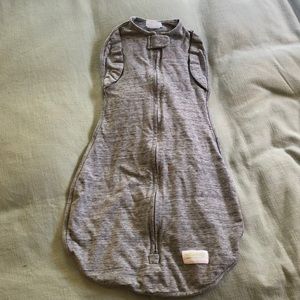 Woombie Convertible Swaddle 14-19lbs